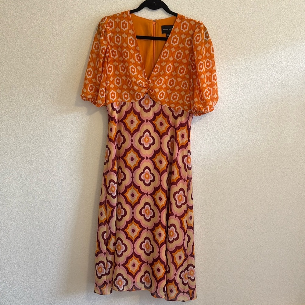SIZE 4 Donna Morgan Dress